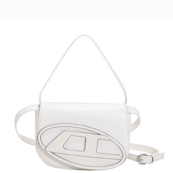 D Handbag - Picture 2 of 5